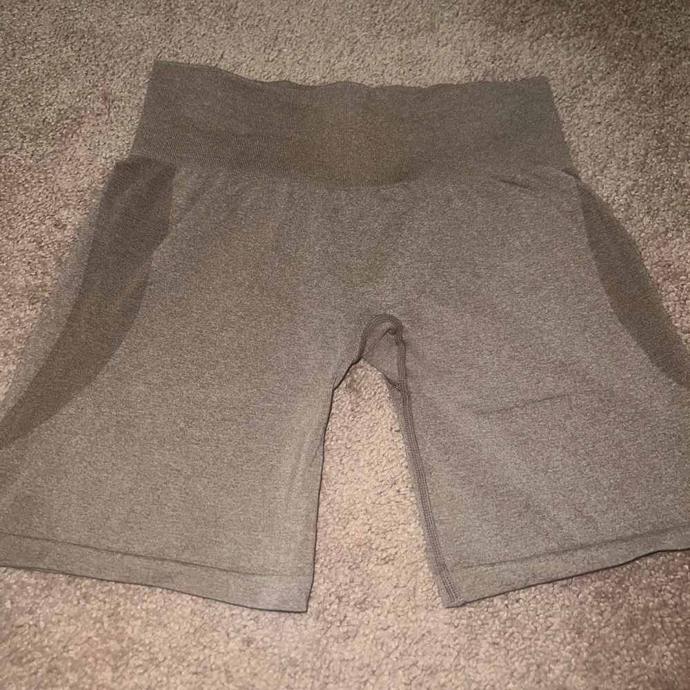 NVGTN contour seamless shorts